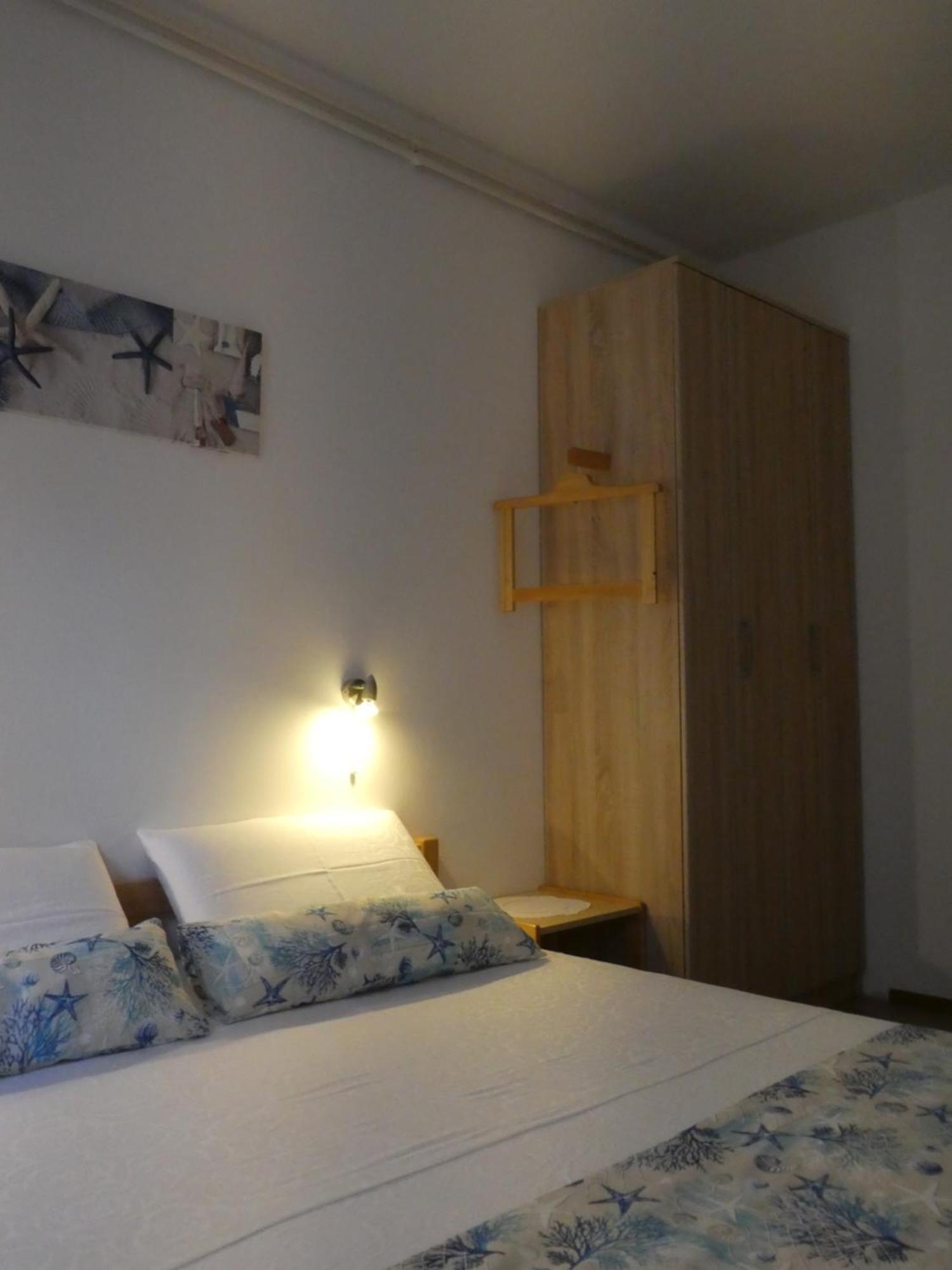 Apartments Milenka 普纳特 客房 照片